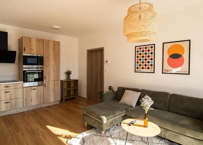 Riverside - Dita 公寓 弗尔赫拉比